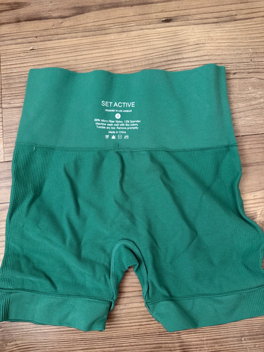 SET Active Emerald Green Seamless Compression Shorts